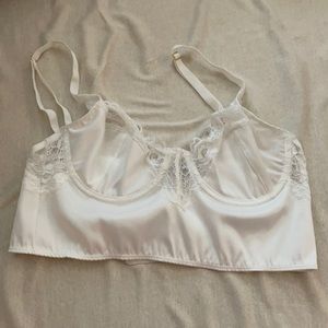 white laced bralette